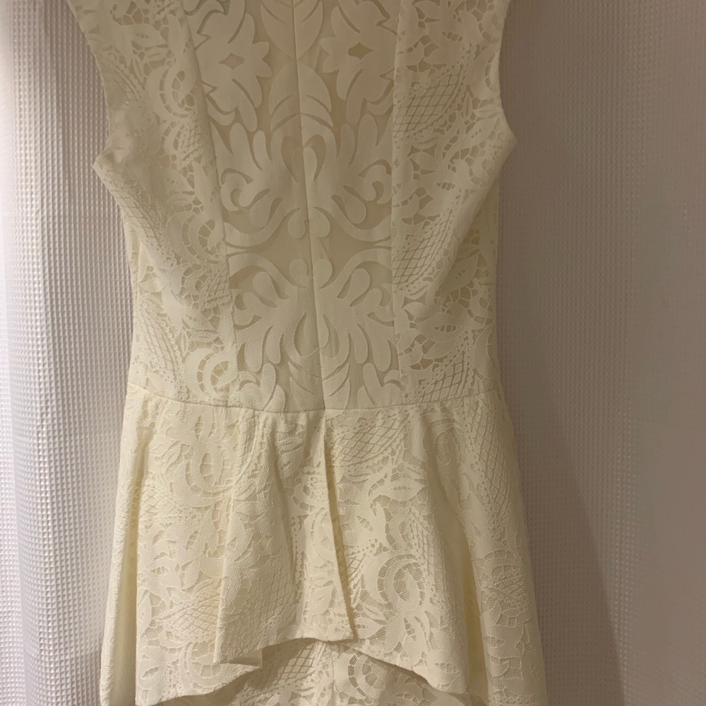 Dress - Picture 7 of 7